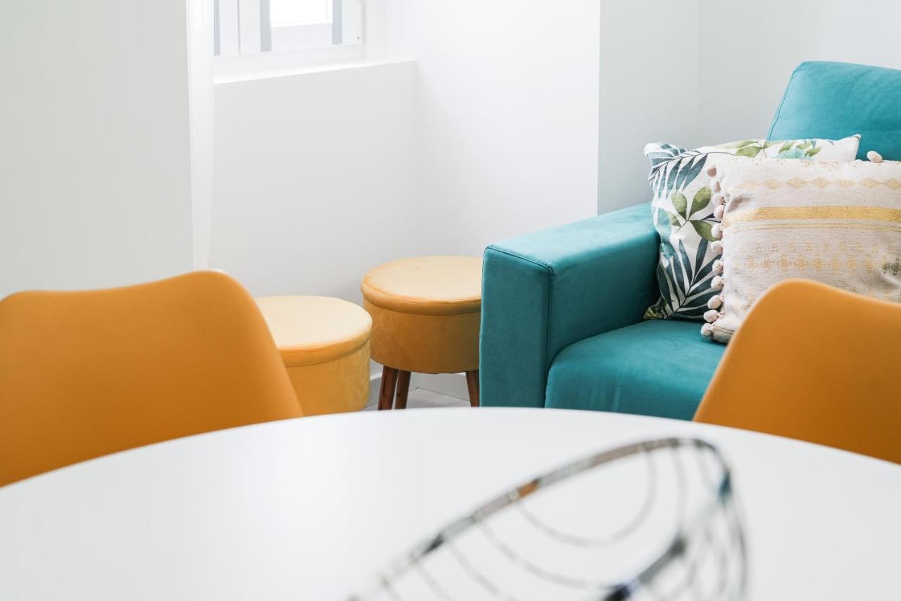Nazare One Bedroom, 2 Mins From The Beach Buitenkant foto