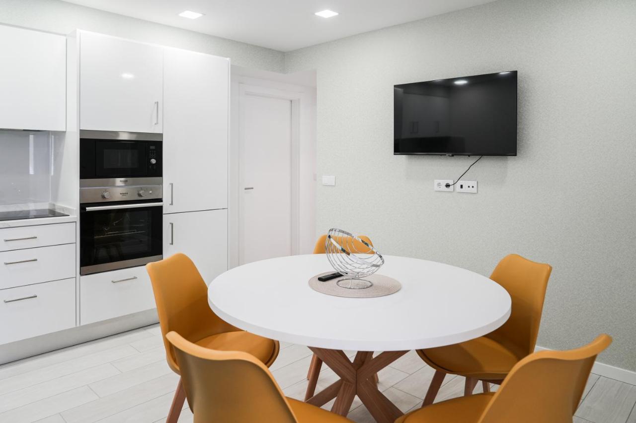 Nazare One Bedroom, 2 Mins From The Beach Buitenkant foto